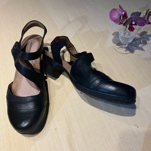ROCKPORT Low Heel BLACK Shoe 9/40